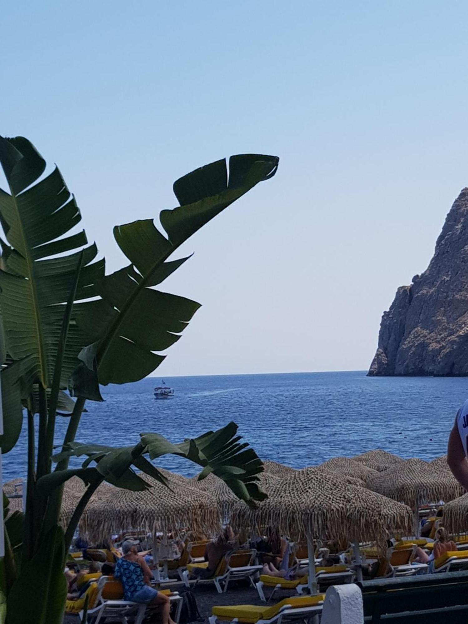 Rodothea And Adams On The Beach, Santorini Монолитос Экстерьер фото
