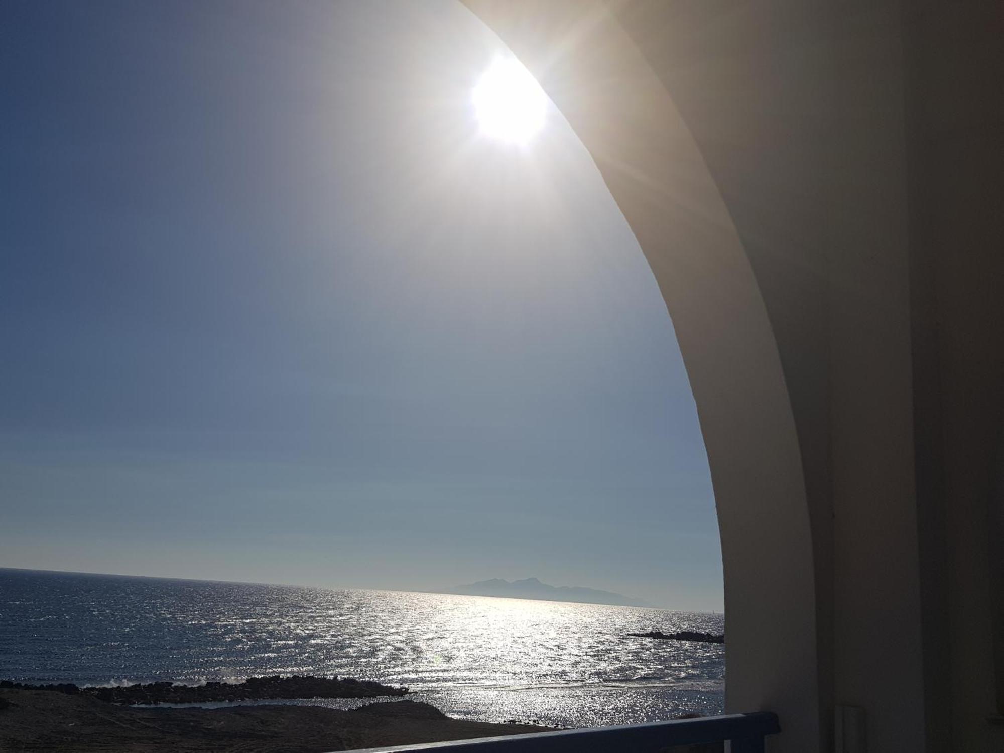 Rodothea And Adams On The Beach, Santorini Монолитос Экстерьер фото